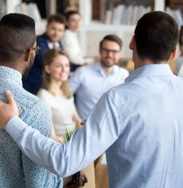 Bérszámfejtés, Outsourcing, Expat